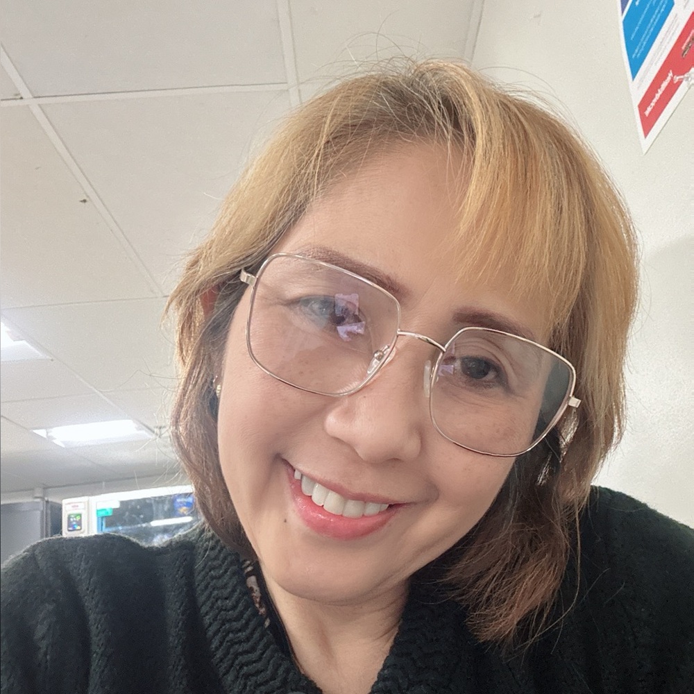 Meet your Posher, Maria